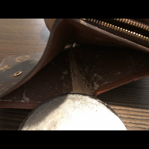 Authentic Louis Vuitton Billfold Wallet - Picture 7 of 7